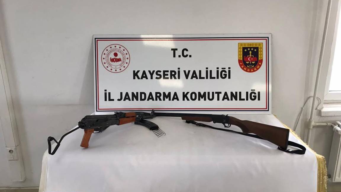 Kayseri'de bir evde uzun namlulu silah ve av tüfeği bulundu