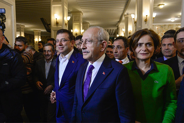Kılıçdaroğlu, havalimanının ardından parti yöneticileriyle birlikte Saraçhane''ye geçti.