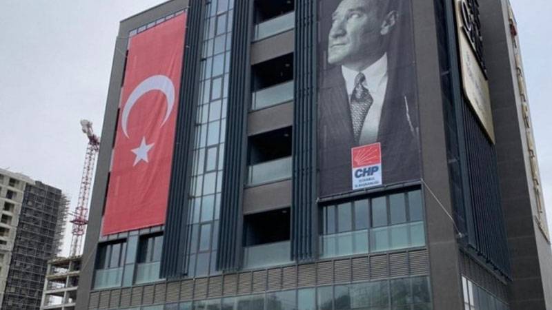 CHP İstanbul İl Başkanlığı'na saldırı soruşturmasında 4 kişi adliyeye sevk edildi