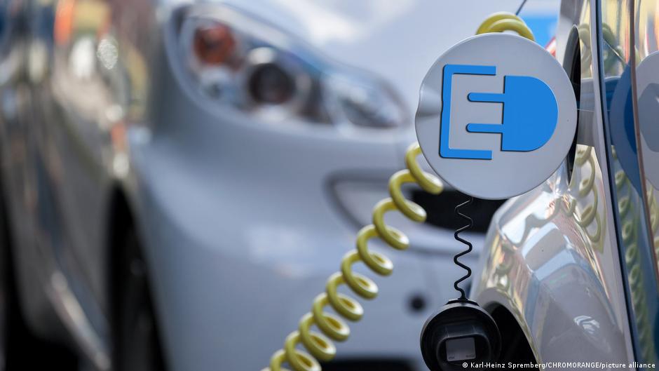UEA: Elektrikli otomobil satışlarında rekor kırılacak