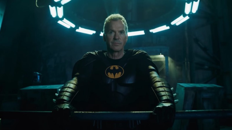 Michael Keaton'ın Batman rolüne geri döndüğü "The Flash"ten yeni fragman