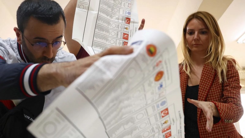 Bir sürpriz de Erzincan'da yaşandı. 2015'ten bu yana kentten milletvekili çıkaramayan CHP, bu kez bir milletvekili meclise gönderecek.
