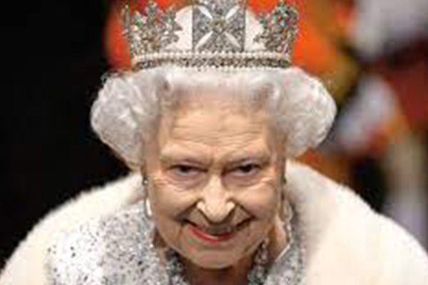 Tam 70 yıl boyunca saltanatını sürdüren Kraliçe'nin vefatı İngiliz halkını yasa boğmuştu.