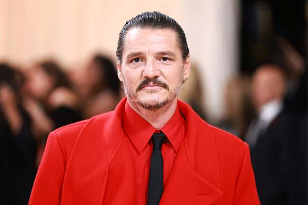 Pedro Pascal: Hayranlarımdan enfeksiyon kaptım