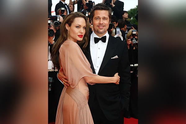 Brad Pitt, eski eşinin ünlü Fransız üzüm bağının yarısını sattığını "basın açıklamasından öğrendiğini" iddia ediyor. Çiftin, Fransa'daki 160 milyon dolarlık Miraval Şatosu işletmesine "karşılıklı ve bağlayıcı taahhütü" vardı. Buna göre her ikisi de diğerinin izni olmadan paylarını satmamayı kabul etmişti. Ancak aktörün avukatlarına göre 59 yaşındaki Pitt, eşinin yüzde 50 hissesini "gizlice" sattığını ve yeni iş ortakları olduğunu 2021'de yapılan bir basın açıklamasıyla öğrendi.