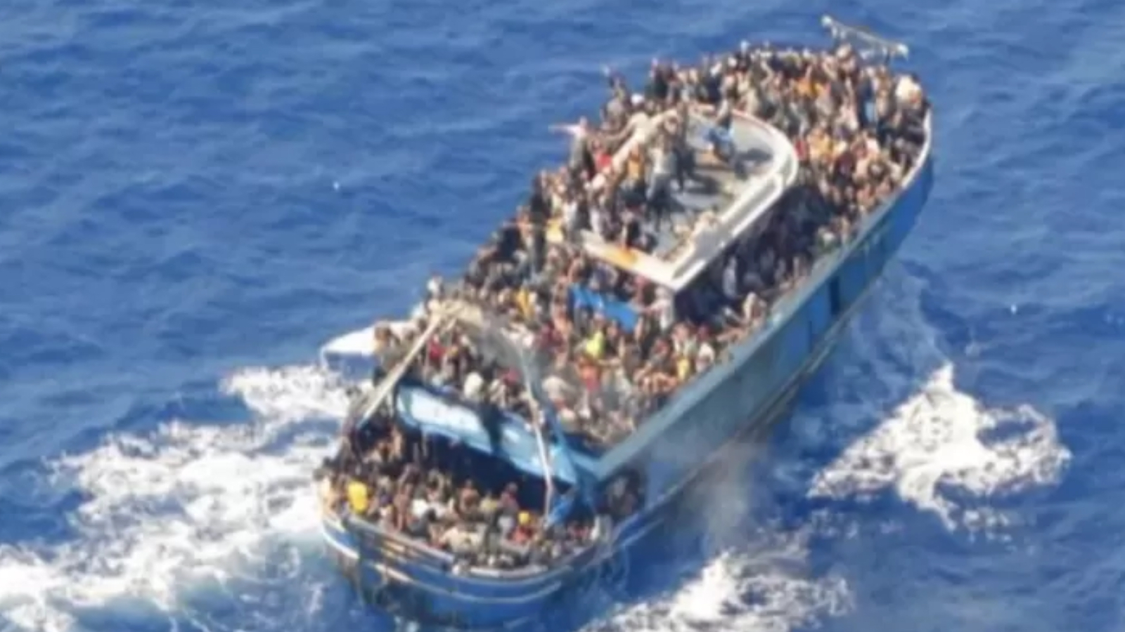 Göçmen teknesi faciası: Yunanistan'ın havadan takip teklifine yanıt vermediği iddia edildi
