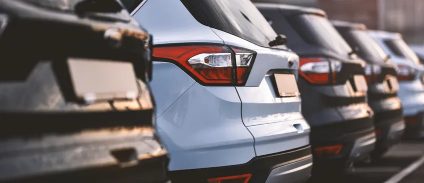 Motosiklette son durum: Örneğin, 1-3 yaş aralığındaki motosiklet sahipleri 2023 yılında en az 791 TL MTV ödeyecek. Buna göre, 100-250 motor silindir hacmindeki motosikletler için 791 TL, 251-650 silindir hacmindeki motosikletler için 1634 TL, 651-1200 silindir hacmindeki motosiklet için 4 bin 218 TL, 1201 ve üzerindeki motosiklet için ise 10 bin 232 TL MTV ödemesi sürücülerin cebinden çıkmış olacak.