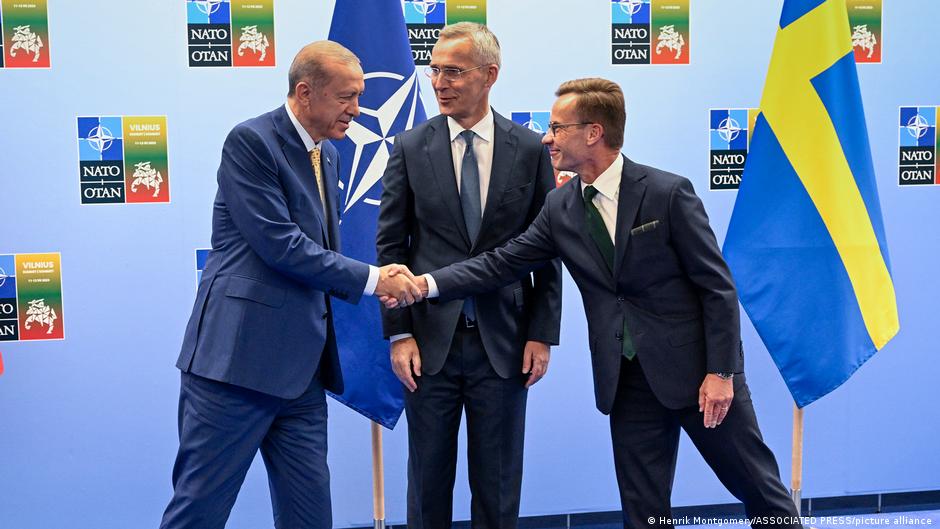 Türkiye İsveç'in NATO üyeliğine itirazını kaldırdı