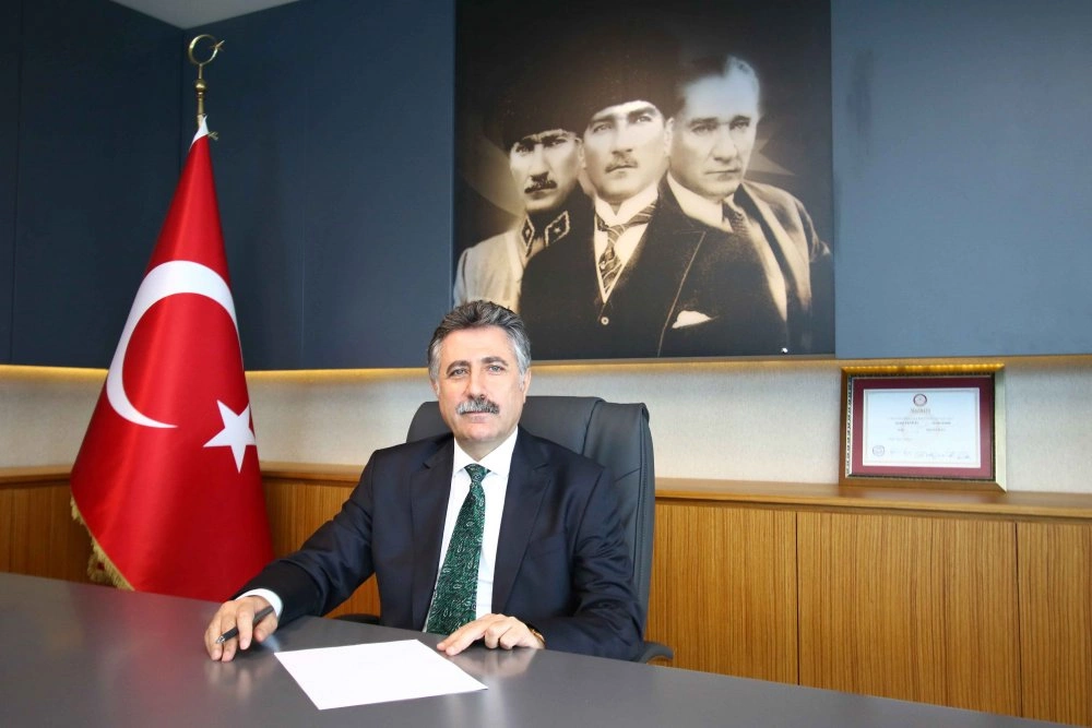Bayraklı Belediye Başkanı Serdar Sandal