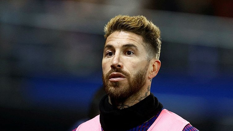 Sevilla, deneyimli futbolcu Sergio Ramos ile yollarını ayırdı