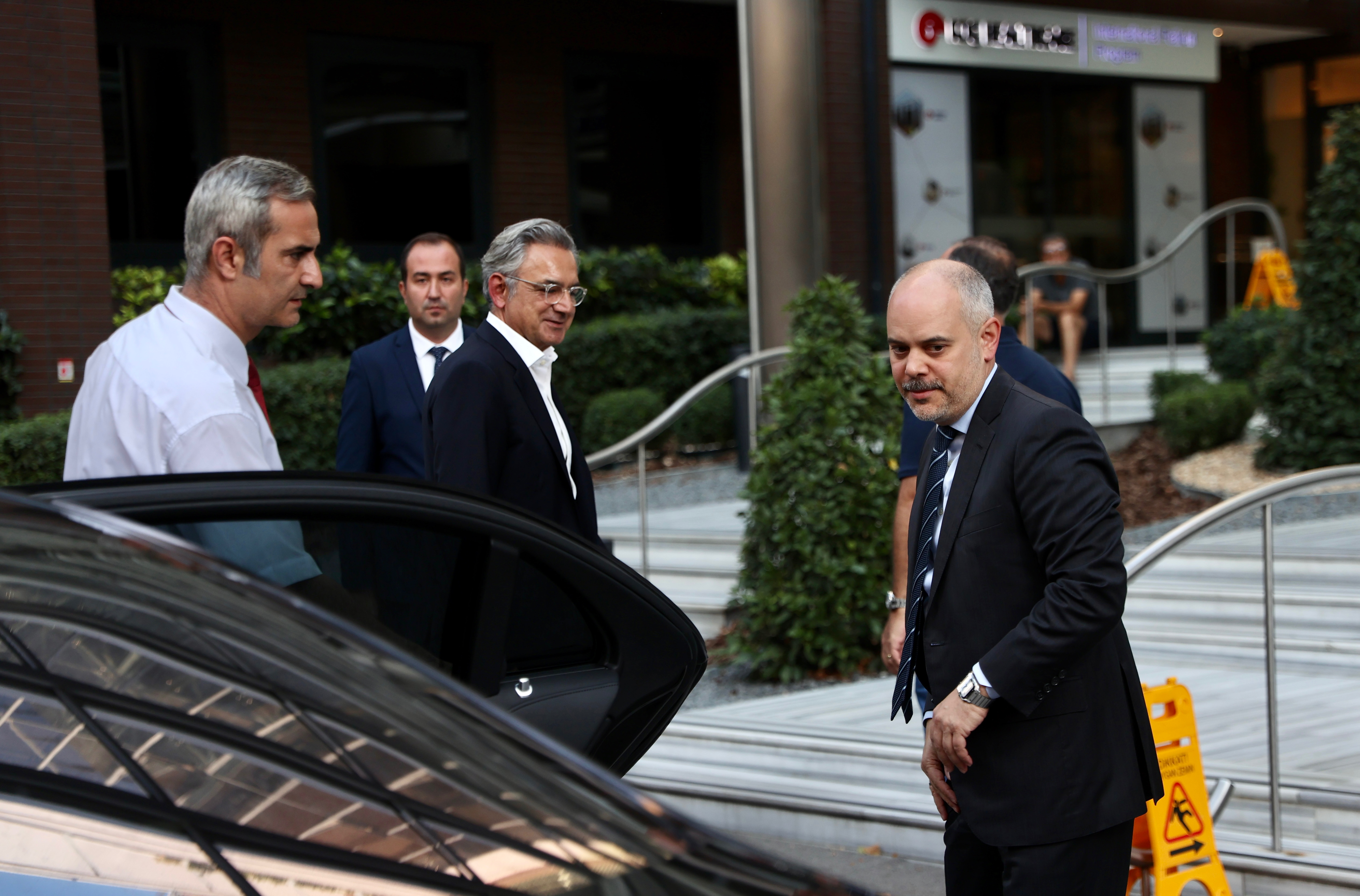 Ziyaretçiler arasında Cumhurbaşkanlığı Dış Politika ve Güvenlik Başdanışmanı Büyükelçi Akif Çağatay Kılıç da vardı.