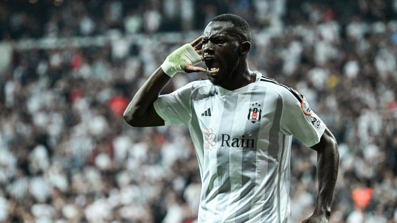 Beşiktaş, Omar Colley ile yenilgiyi unuttu!