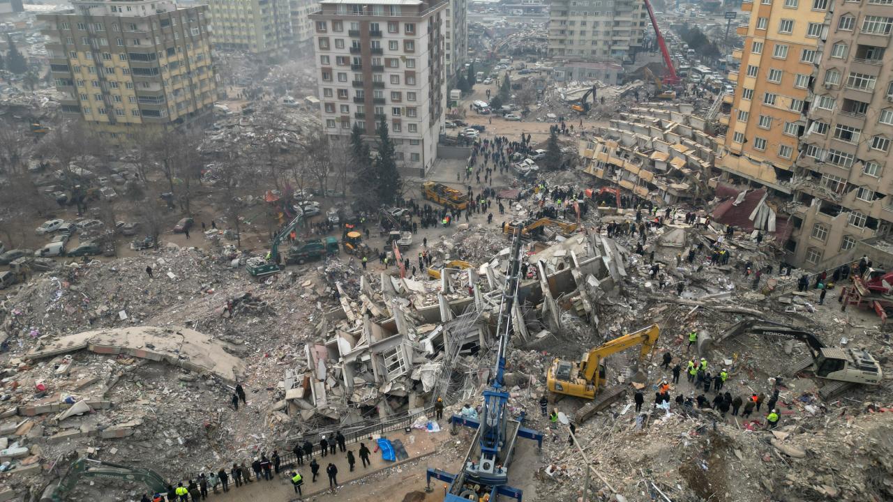 Ahmet Ercan, Türkiye'de büyük deprem beklenen illere yenilerini ekledi: Sayı 20'ye çıktı