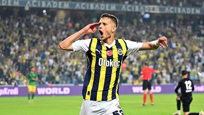 3 - Sebastian Szymanski - Fenerbahçe: 9 milyon 750 bin euro