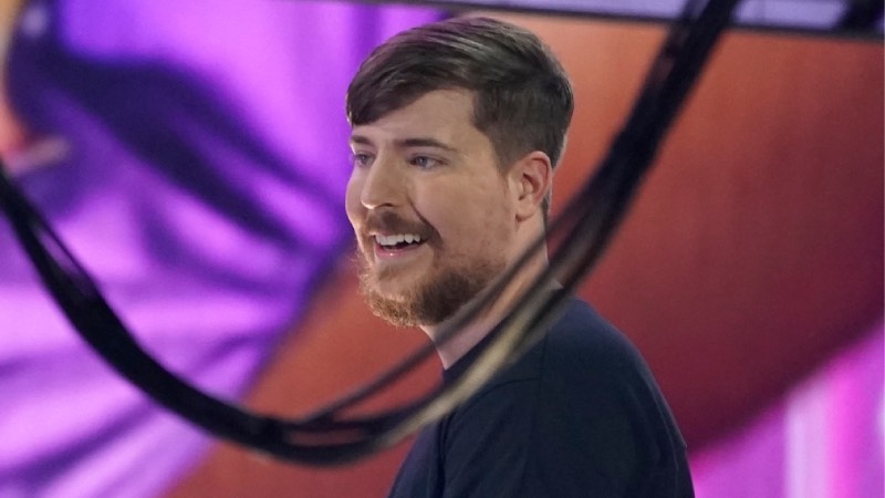 1. Jimmy Donaldson (MrBeast): Kazanç: 82 milyon dolar Toplam takipçi: 312 milyon