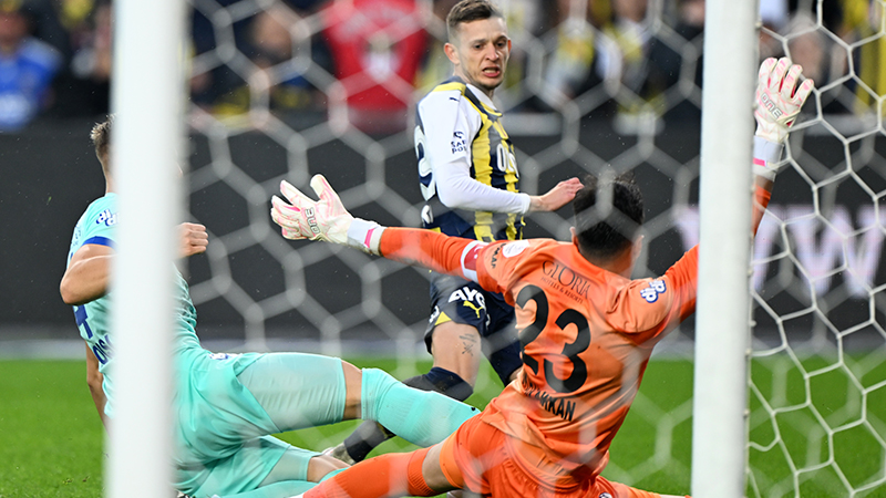 SPOR YAZARLARI FENERBAHÇE-RİZESPOR MAÇINI DEĞERLENDİRDİ