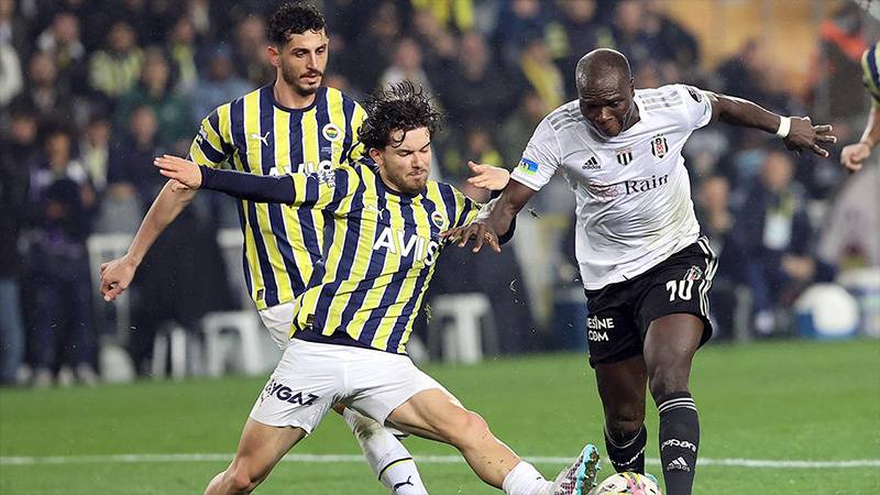 Derbide 3 puan Beşiktaş'ın oldu