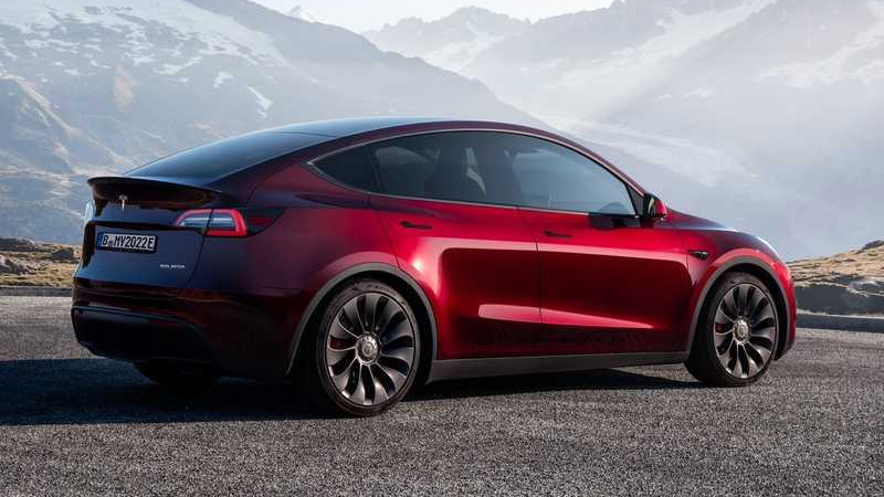 13 - TESLA MODEL Y: Tesla Model Y 11 bin 600 adet satış gerçekleştirdi.