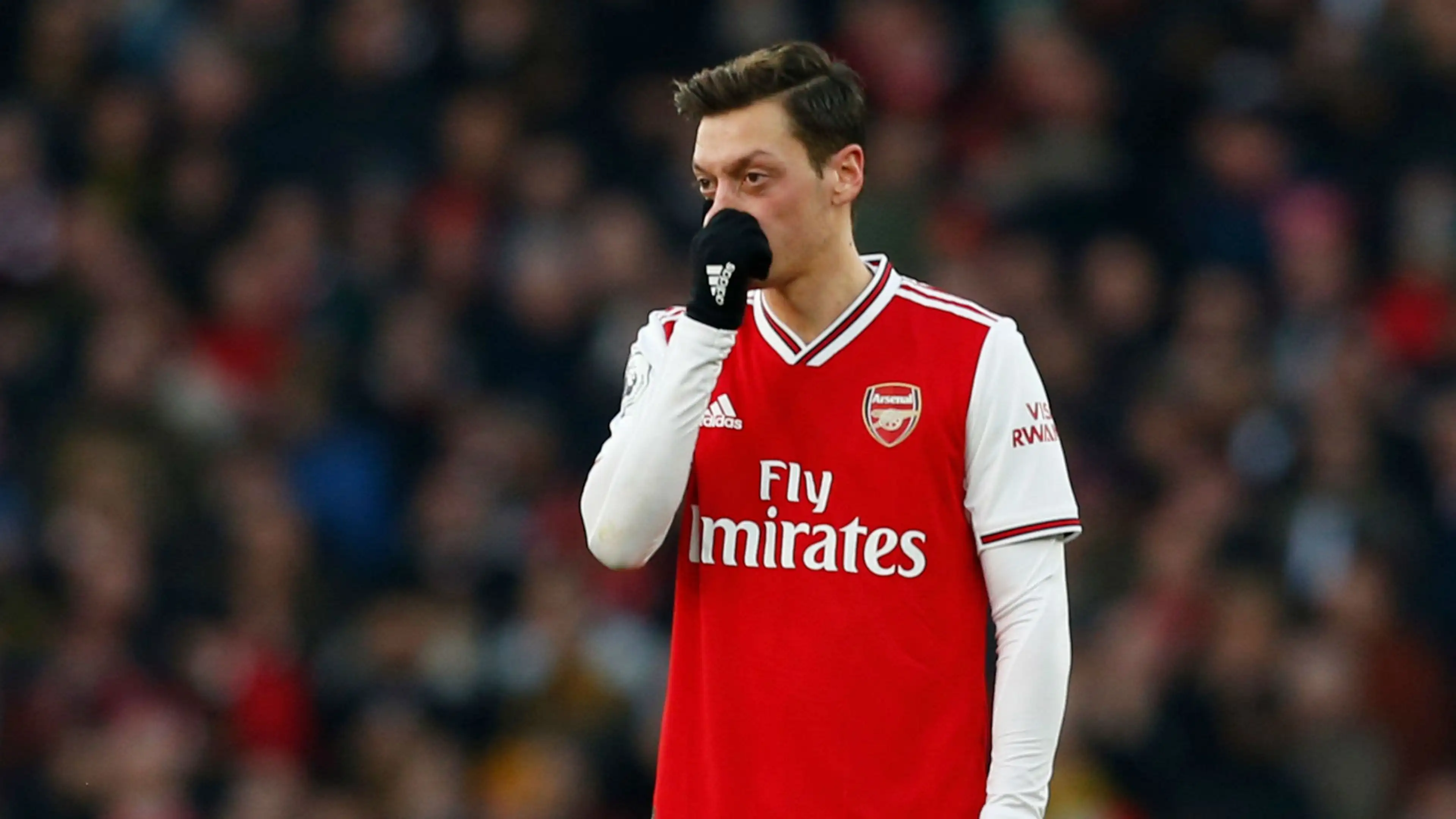 25 yaşından büyük kadınlarla aşk yaşamadığı iddialarıyla sık sık gündeme gelen Hollywood yıldızı Leonardo DiCaprio'nun Arsenal açıklamasına Mesut Özil'den çarpıcı bir yanıt geldi.