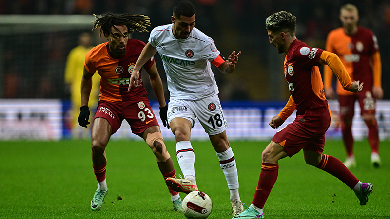 SPOR YAZARLARI GALATASARAY-KARAGÜMRÜK MAÇINI DEĞERLENDİRDİ