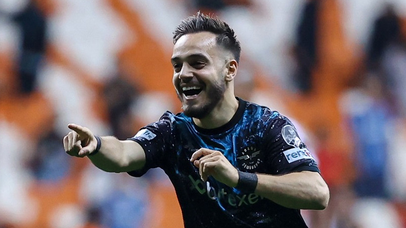 Listenin ilk sırasında ise Yusuf Sarı var. Adana Demirspor ile büyük bir çıkış yapan ve Milli Takım’a kadar yükselen yıldız kanat oyuncusu için imkanlar zorlanacak.