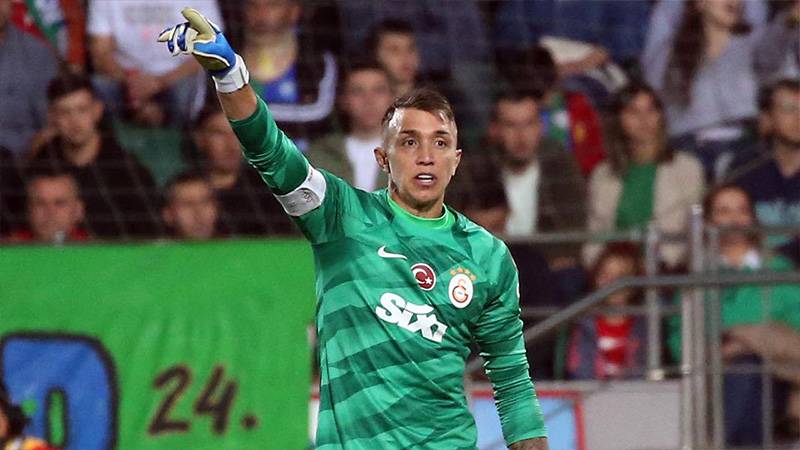 Avrupa Ligi performansı göz doldurmuştu; Galatasaray'da Muslera yerine sürpriz aday