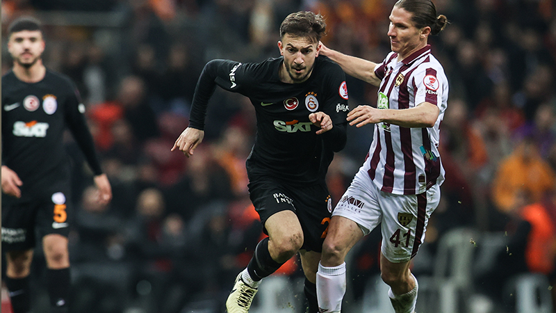Bülent Tuncay - Karar: Galatasaray yoğun bir maç trafiğinin ortasında kendisini çok fazla zorlamadan ve fazla yormadan ama rakibi küçük görmenin pahalıya mal olacağını da hatırlayarak kupada çeyrek final vizesini cebine koydu.