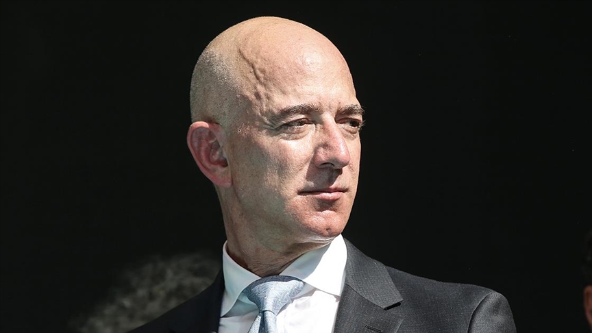 Jeff Bezos'tan 6,2 milyar dolarlık yapay zekâ girişimi: CEO olarak göreve başlıyor