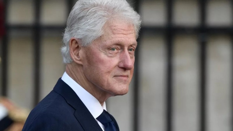 Eski ABD Başkanı Clinton hastaneden taburcu edildi