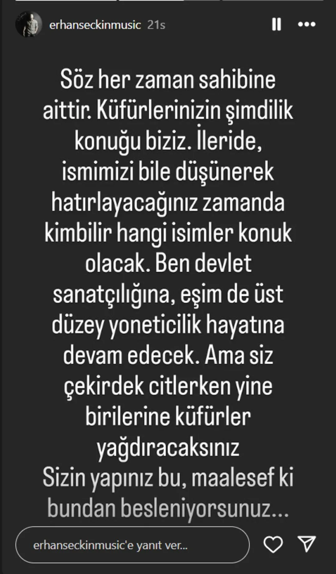 Eşi de kendilerine edilen küfürlerle ilgili "Söz her zaman sahibine aittir" dedi. Pınar Saka'nın eşi yaptığı paylaşımda şunları belirtti: "Söz her zaman sahibine aittir. Küfürlerinizin şimdilik konuğu biziz. İleride ismimizi bile düşünerek hatırlayacağınız zamanda kimbilir hangi isimler konuk olacak.