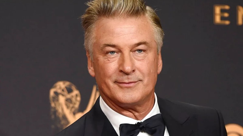 Alec Baldwin’e yönelik "kasıt olmaksızın adam öldürme" suçlaması reddedildi