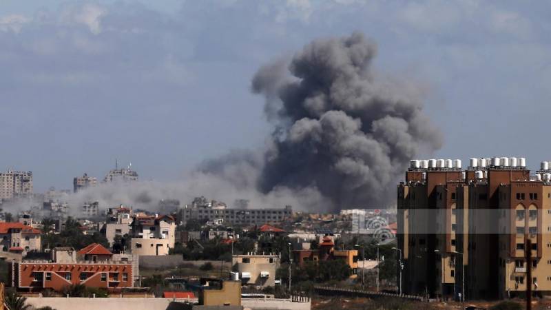 İsrail ordusu gece boyunca Gazze Şeridi'ndeki çeşitli noktalara saldırdı; en az 80 Filistinli hayatını kaybetti