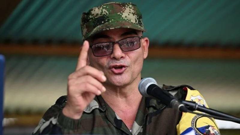Kolombiya'da barış görüşmelerine hiç katılmayan eski FARC lideri için yakalama emri çıkarıldı: 