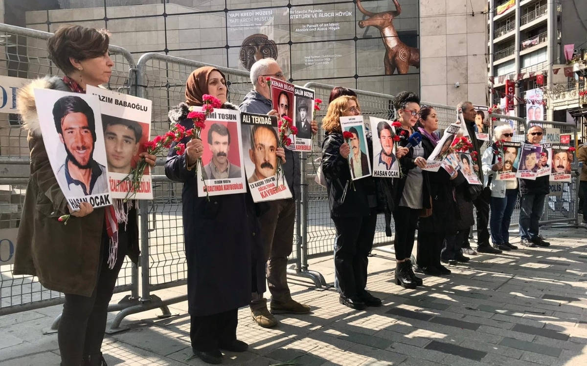 Cumartesi Anneleri 991. haftada Hasan Ocak i&ccedil;in adalet istedi