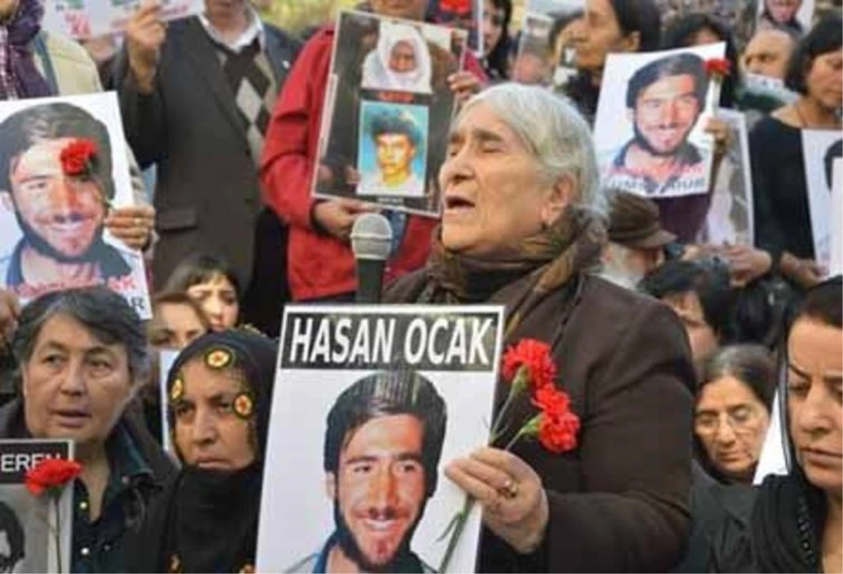 Cumartesi Anneleri 991. haftada Hasan Ocak i&ccedil;in adalet istedi