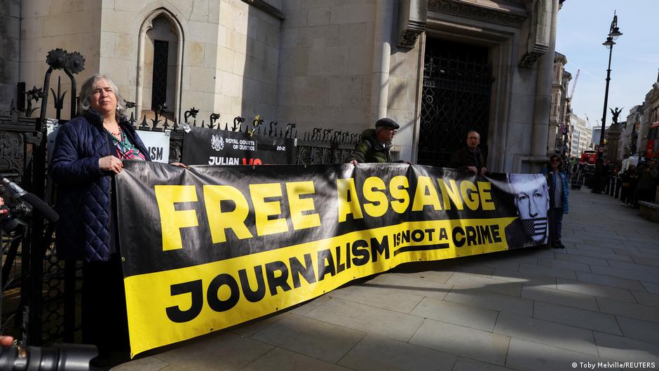 Yüksek Mahkeme: Assange şimdilik iade edilmeyecek