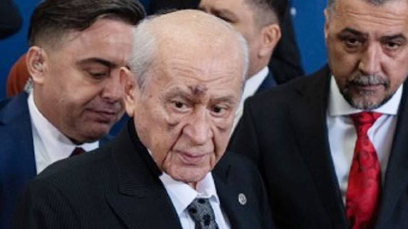 Devlet Bahçeli morluk