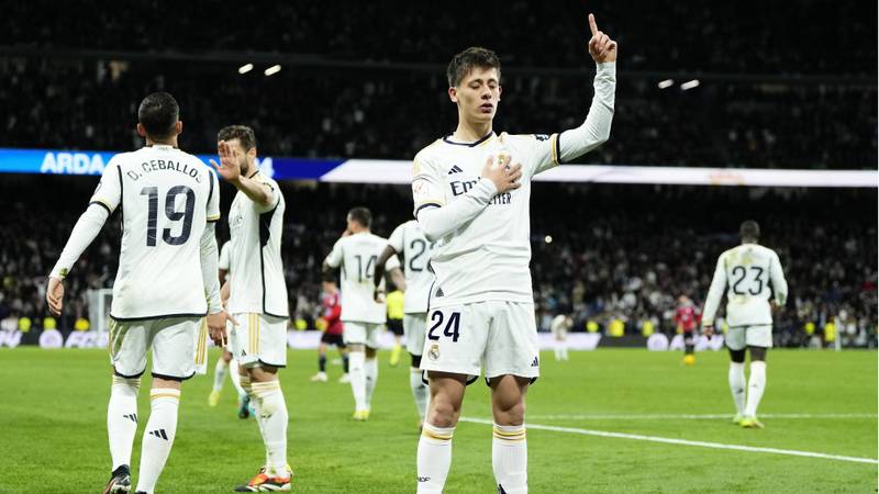 İspanyol basını, Arda Güler'in transfere dair son kararını duyurdu. El Mira'nın haberine göre; Real Madrid forması giyen Arda Güler'e Sevilla'nın talip olduğu öğrenildi. 