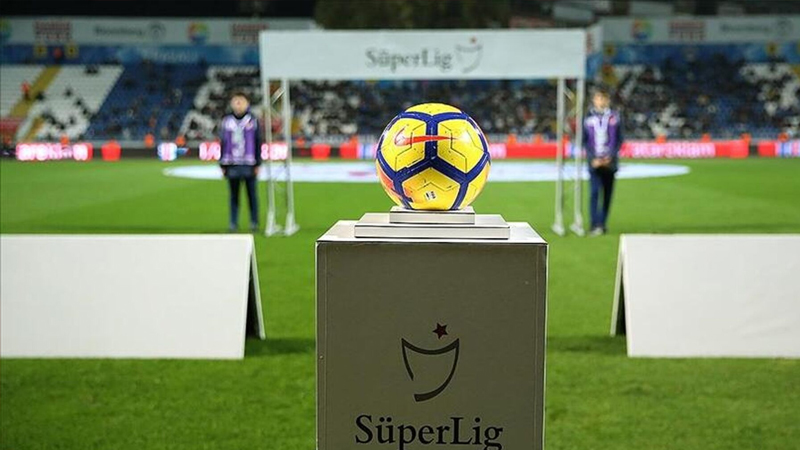 Süper Lig'de 2023-2024 sezonunun ilk 5 sırası ise şöyle...