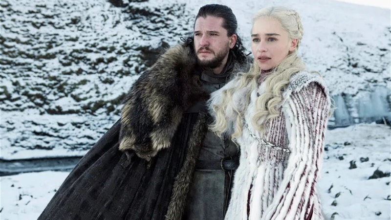 "RAFA KALDIRDIK" Harington, "Ve artık değmiyor. Artık masadan kalktı çünkü hepimiz yeterince heyecan duyduğumuz doğru hikayeyi bulamadık. Gelecekte geri döneceğimiz bir zaman olabilir ama şu anda hayır. Rafa kaldırdık" dedi.