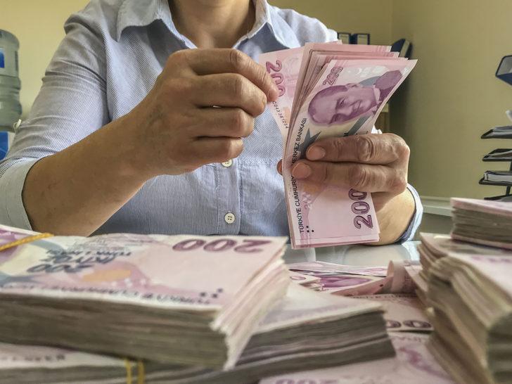 KREDİ NOTUNUZU ÖĞRENİN | Kredi notu, kredi çekerken çok önemli bir unsur. Kredi notu iyiyse daha düşük faiz oranlarıyla kredi çekmeniz mümkün olabilir. Bu sebeple kredi notunuzu yüksek tutmak için finansal ödemelerinize, kredi kartı ekstresinin son ödeme tarihlerine dikkat etmeli.