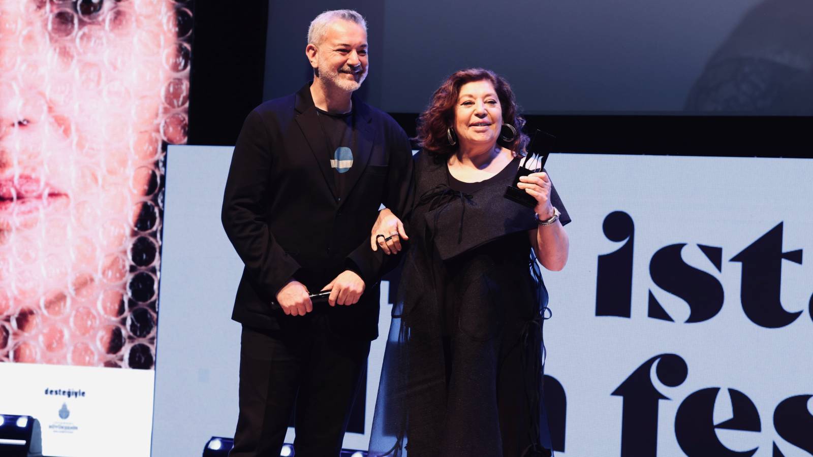 43 İstanbul Film festivali başladı Gecede ilk sinema ödülü usta