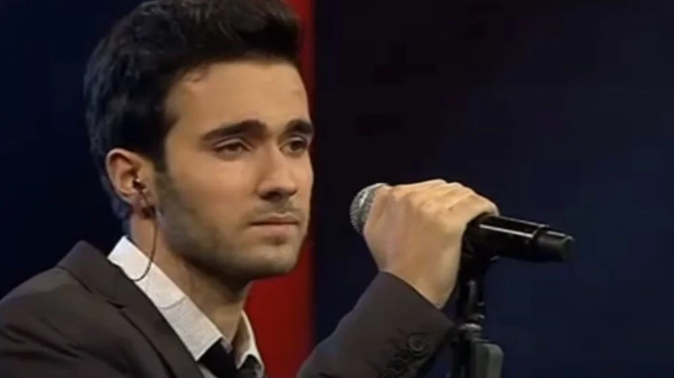 Demir, 2013 ve 2014 yılında O Ses Türkiye'ye yarışmacı olarak katıldı.