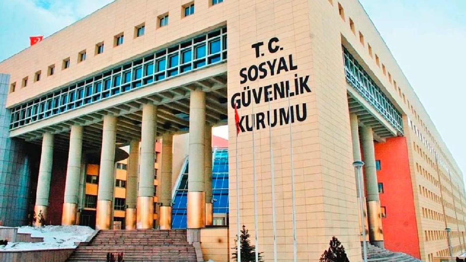 SGK vurgununda yeni gelişme: 500 milyon liralık zarar var, 14 kişi tutuklandı