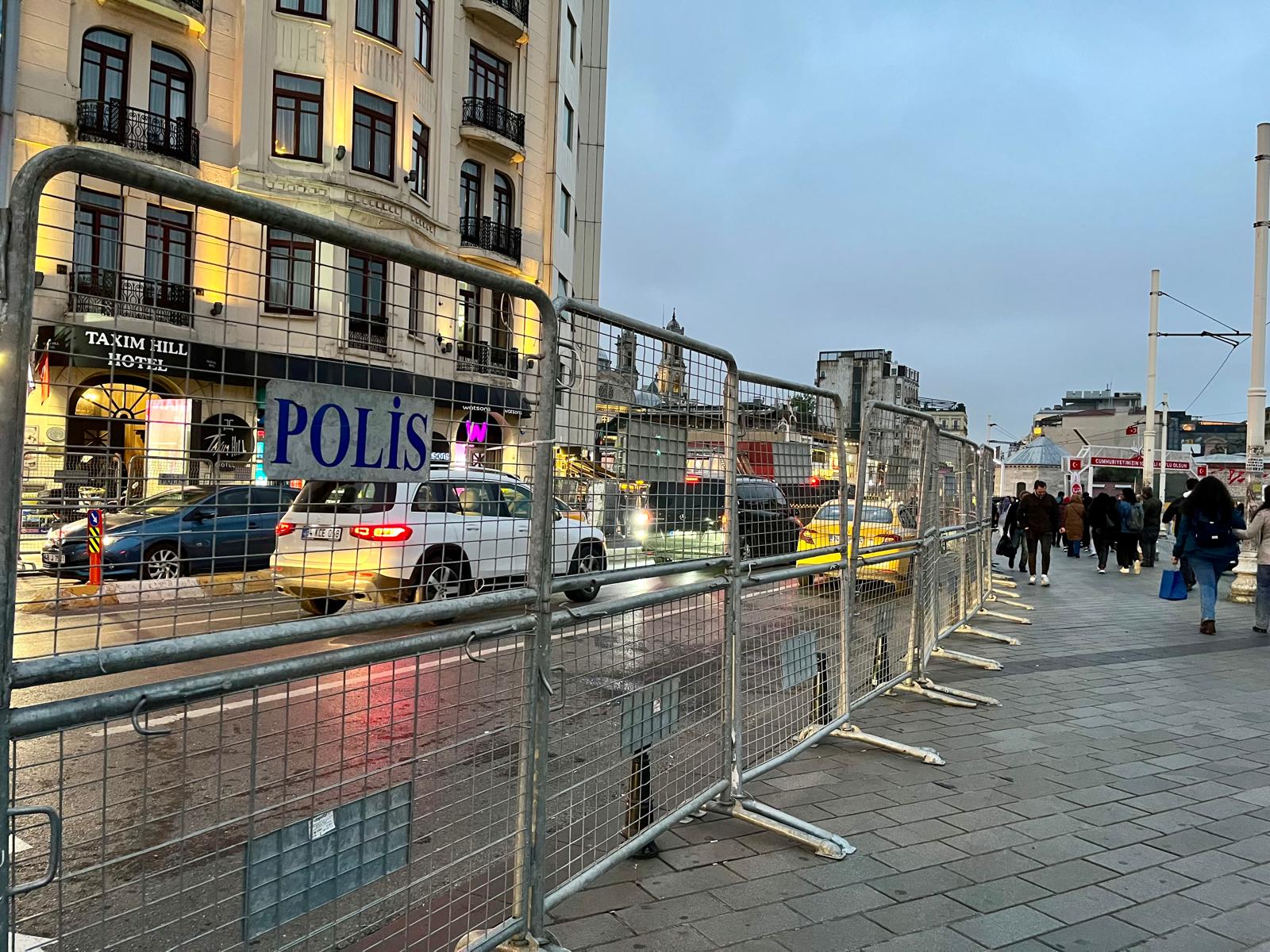 Taksim Meydanı'ndan Sıraselviler ve İstiklal Caddesi yönü