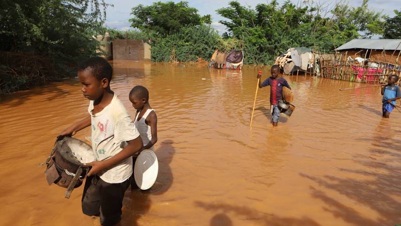 Kenya'da şiddetli yağışlar 277 can aldı; salgın hastalıklar başladı