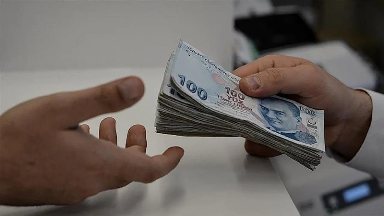  Benzer bir uygulama yurt içindeki firmalar için de geçerli olacak. Bu kapsamda, devletin verdiği teşviklerden ya da vergi istisnalarından yararlansa bile, bir şirket asgari bir kurumlar vergisi ödemek zorunda olacak.