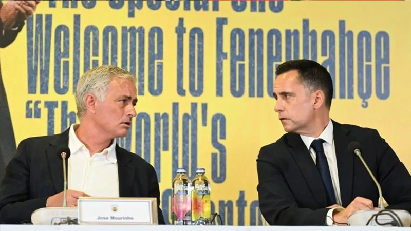 FENERBAHÇE'DEN İNGİLTERE'YE TRANSFER ÇIKARMASI