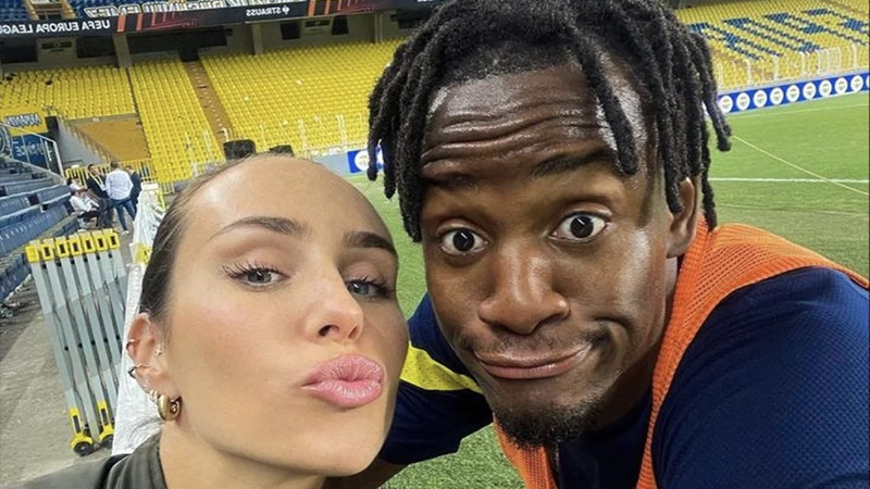 Galatasaray'la adı anılan Batshuayi'nin eşi ölüm tehdidi aldıklarını söyledi, ırkçı mesajları paylaştı