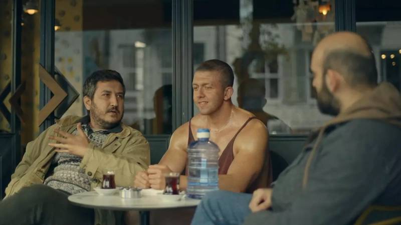 Gibi'nin Vücutçu Yalvaç'ı televizyon programına katıldı